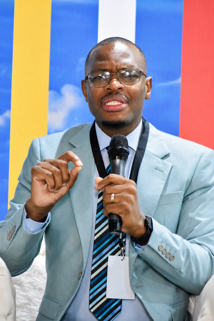 Pastor Sifiso Twala (16)